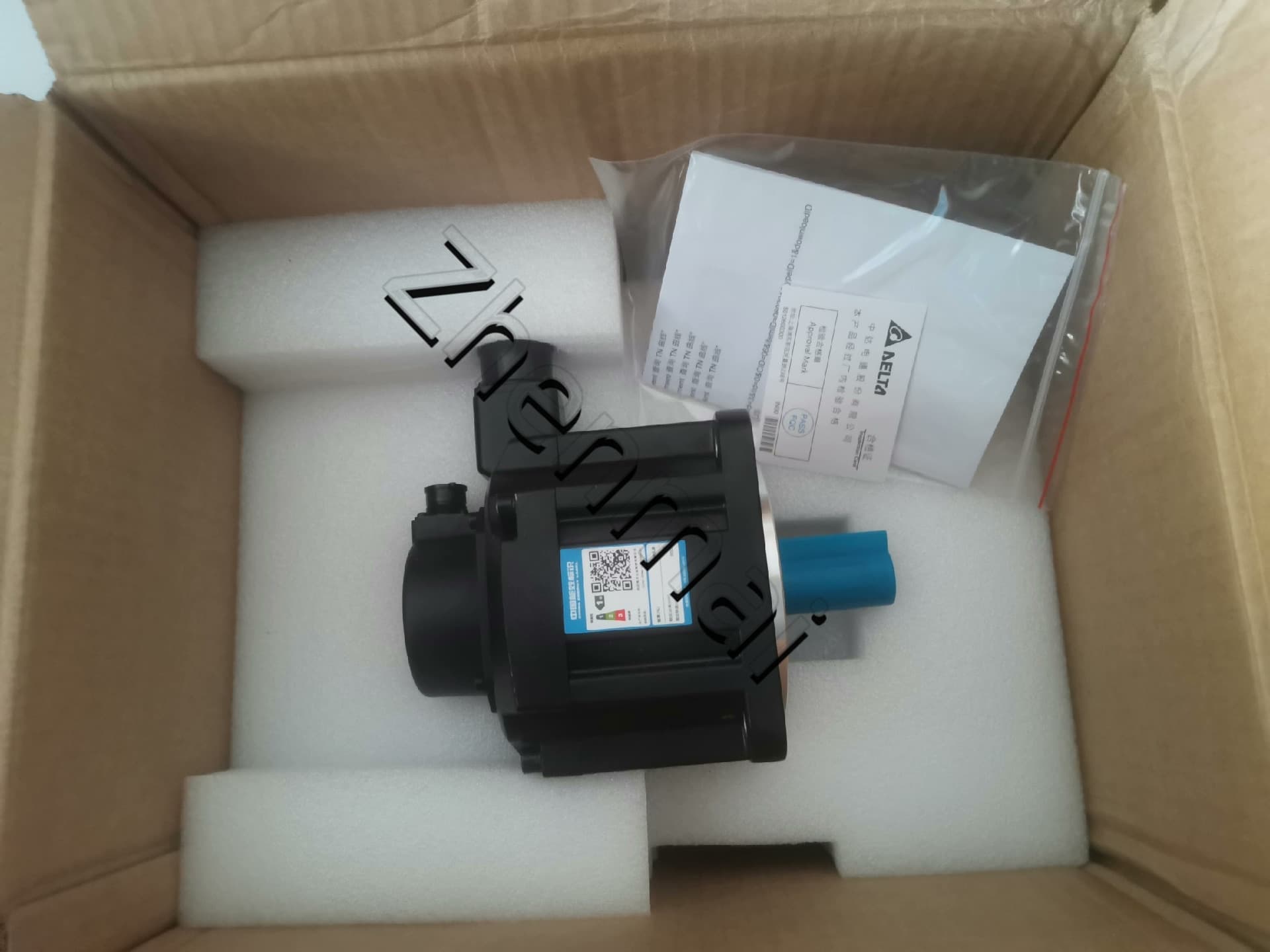 100% helt ny original og ægte Delta ECM-B3M-E21315RS1 Frekvensomformere Drive Servo Motor