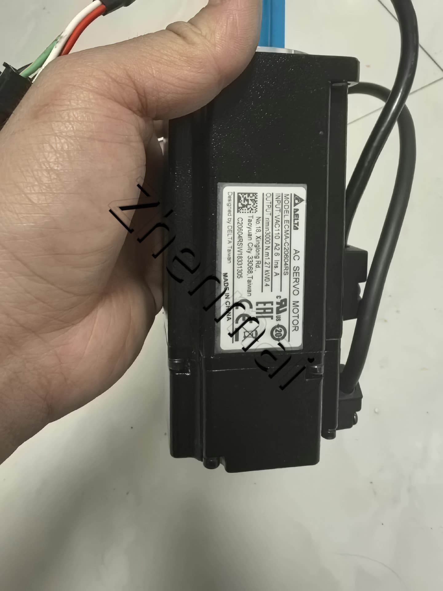 100% helt ny original og ægte Delta ECMA-C20604RS Frekvensomformere Drive Servo Motor