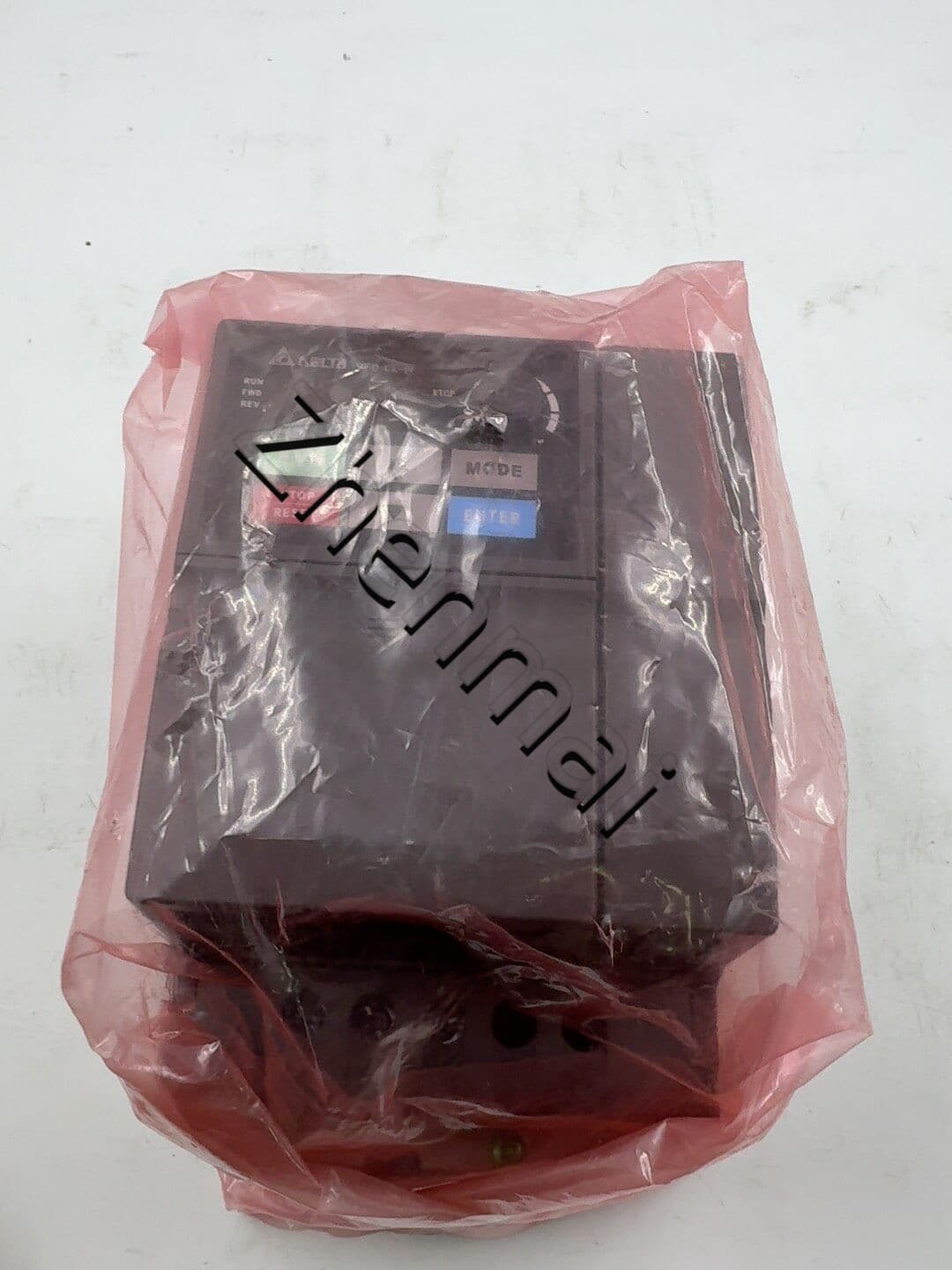 100% helt ny original og ægte Delta VFD022EL43W Frekvensomformere Drive Servo Motor