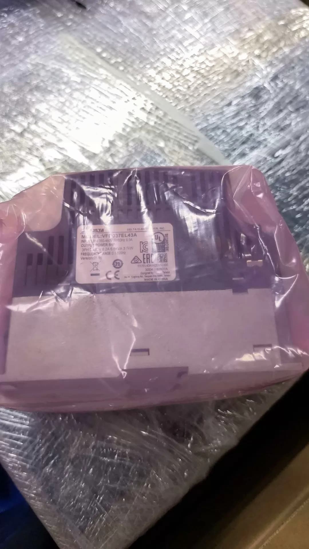 100% splinterny original og ægte Delta VFD037EL43A Frekvensomformere Drive Servo Motor