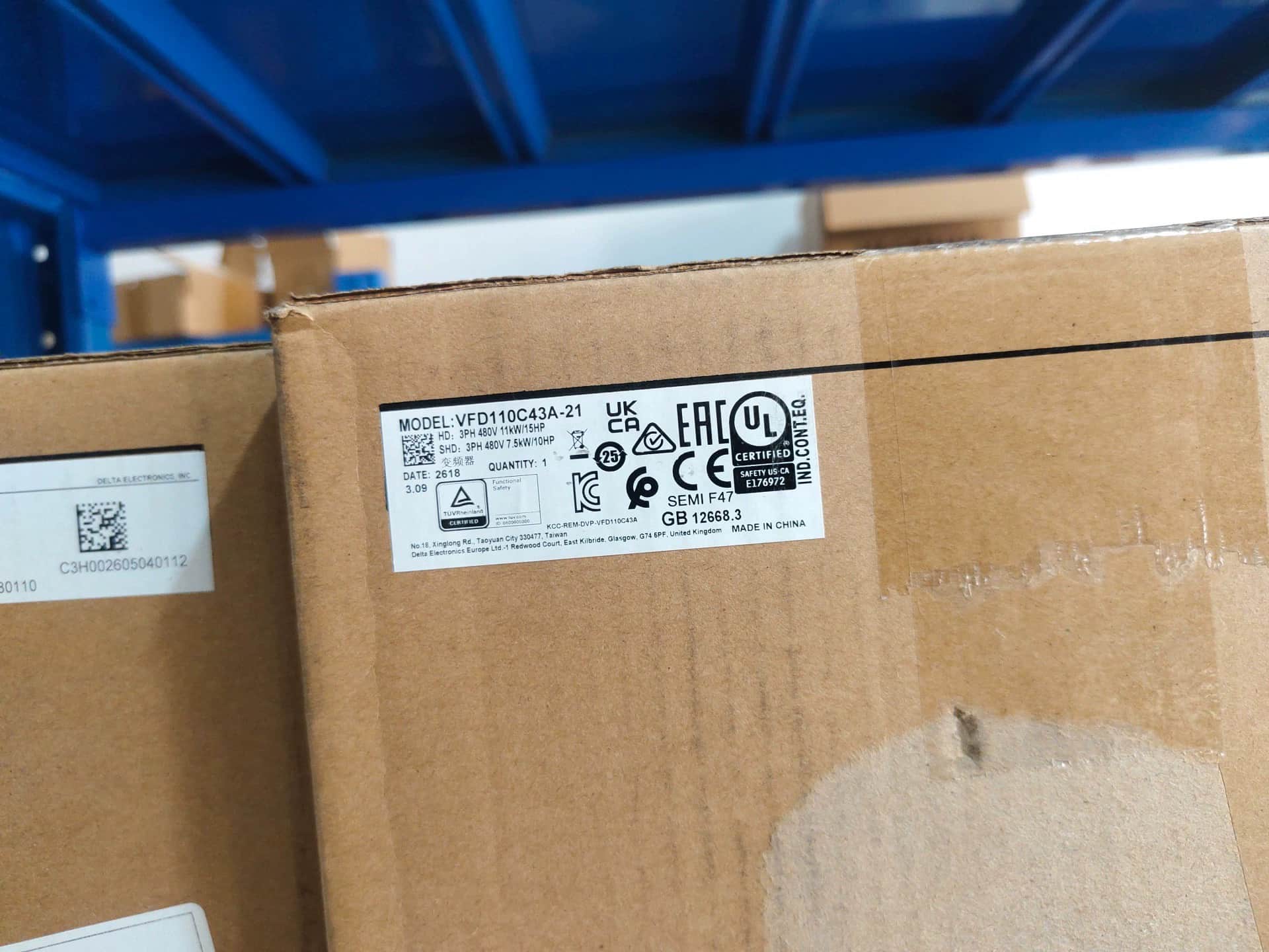100% helt ny original og ægte Delta VFD110C43A-21 Frekvensomformere Drive Servo Motor