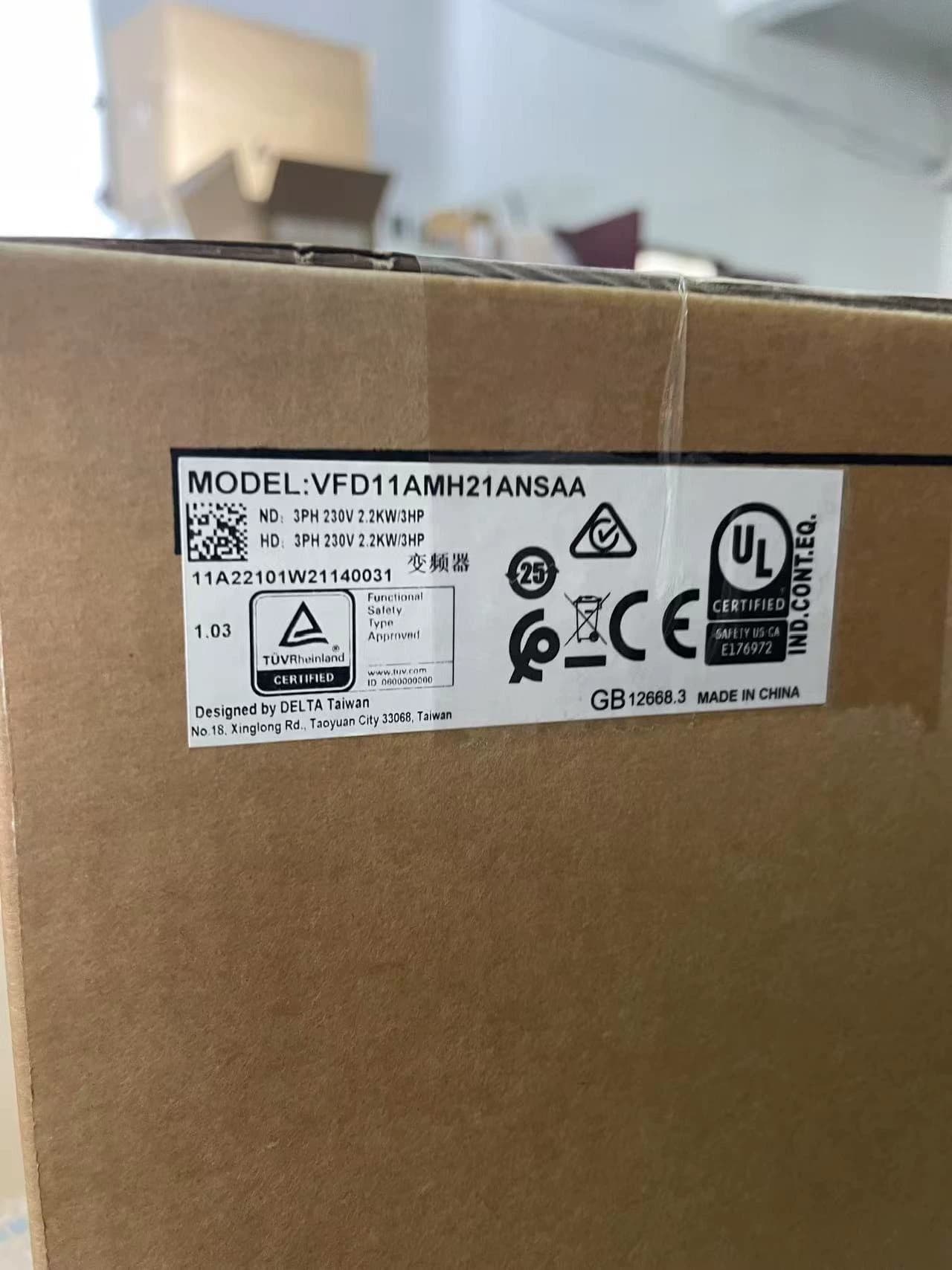 100% helt ny original og ægte Delta VFD11AMH21ANSAA 2,2KW 220V frekvensomformere Drive Servo Motor