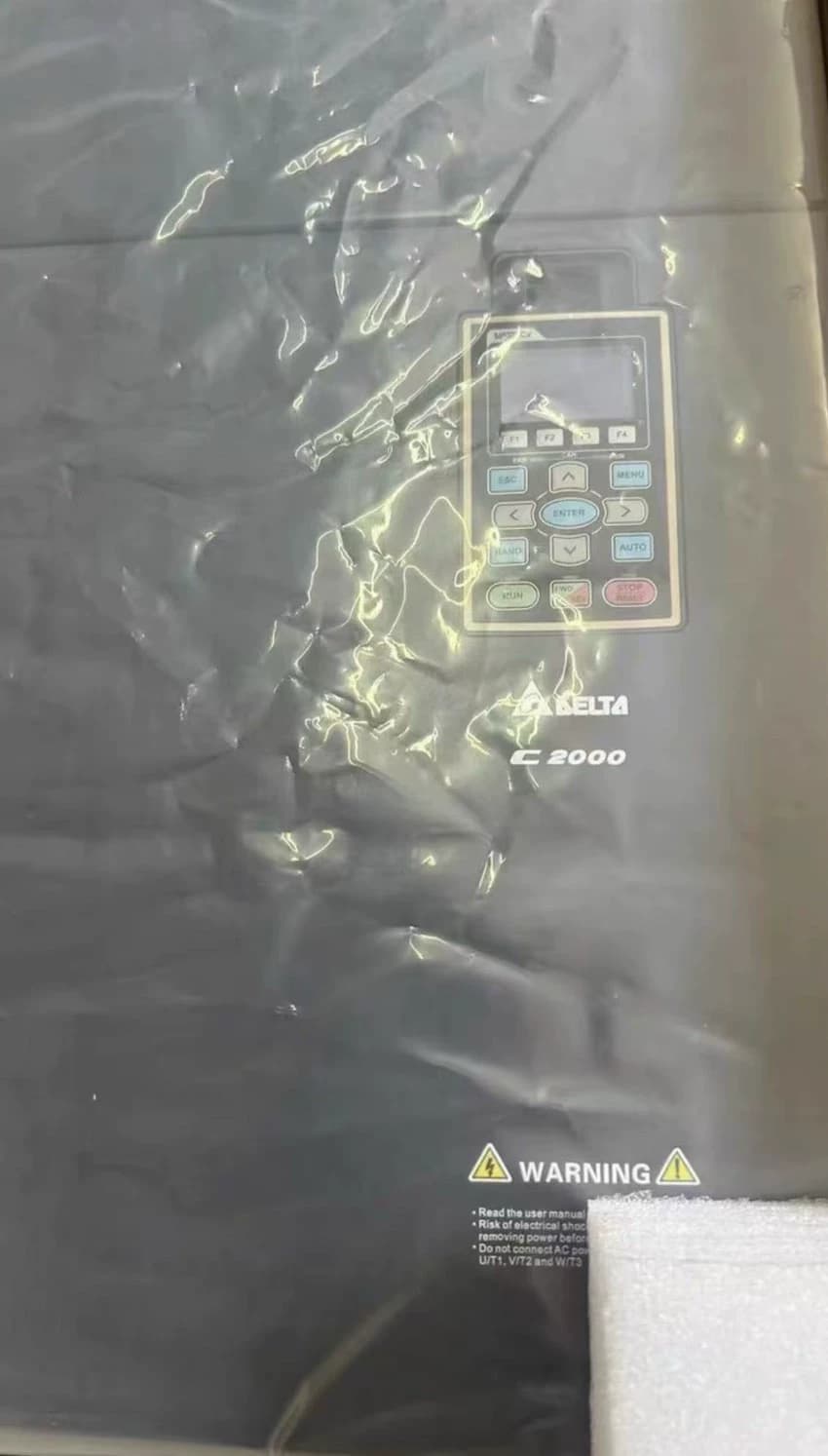 100% helt ny original og ægte Delta VFD1600C43A-00 frekvensomformere Drive Servo Motor