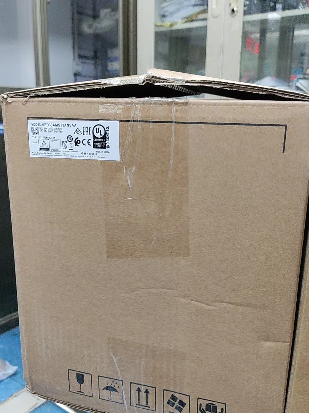 100% helt ny original og ægte Delta VFD33AMS23ANSAA 7,5KW trefaset 220V frekvensomformere Drive Servo Motor