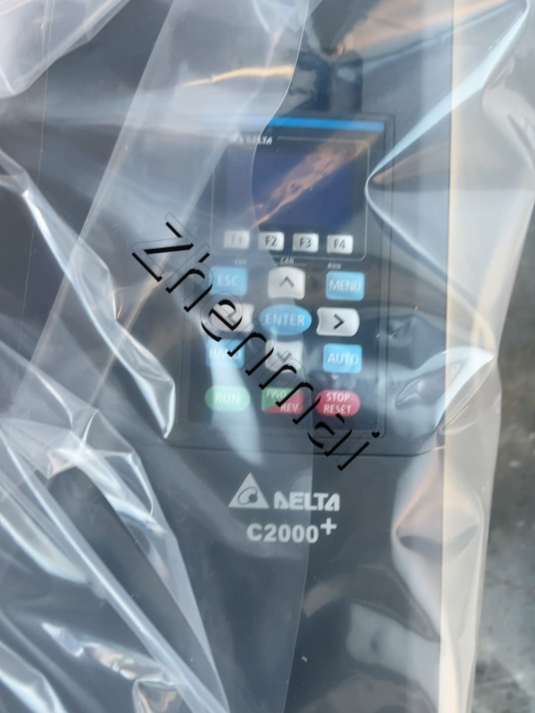 100% helt ny original og ægte Delta VFD550C43A-00 frekvensomformere Drive Servo Motor