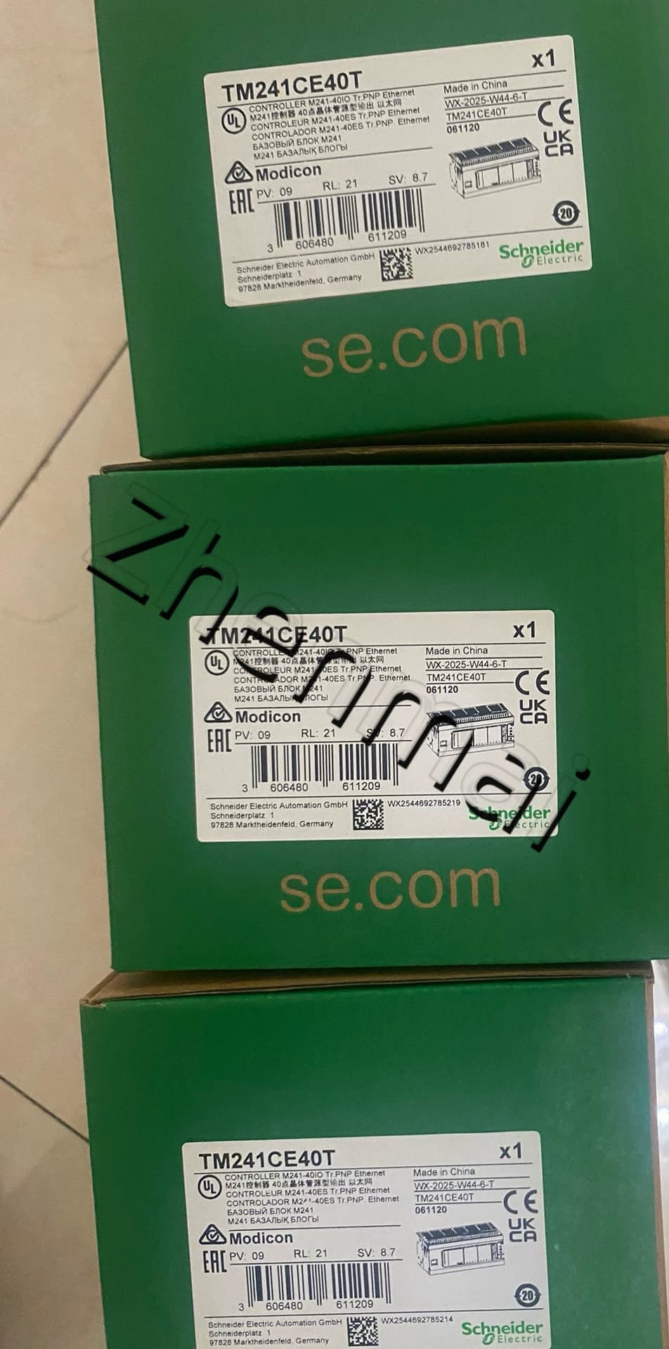 100% helt nye, originale og ægte Schneider TM241CE40T Frekvensomformere, afbrydere, kontaktorer, beskyttelsesanordninger