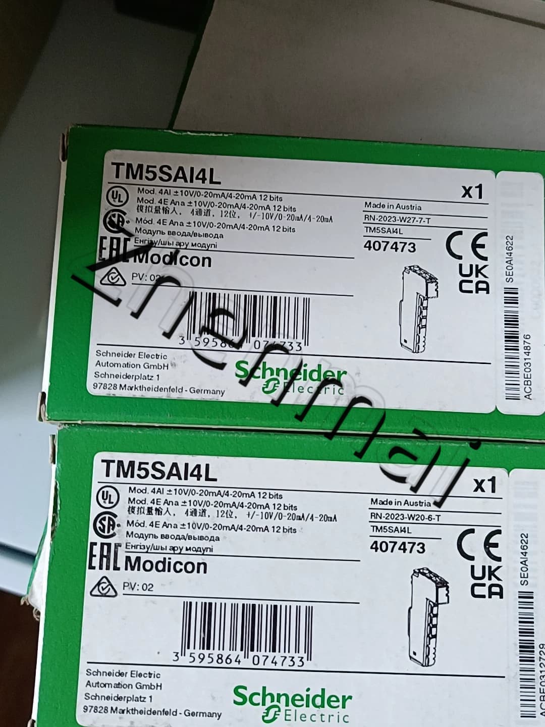100% helt nye, originale og ægte Schneider TM5SAI4L frekvensomformere, afbrydere, kontaktorer, beskyttelsesanordninger