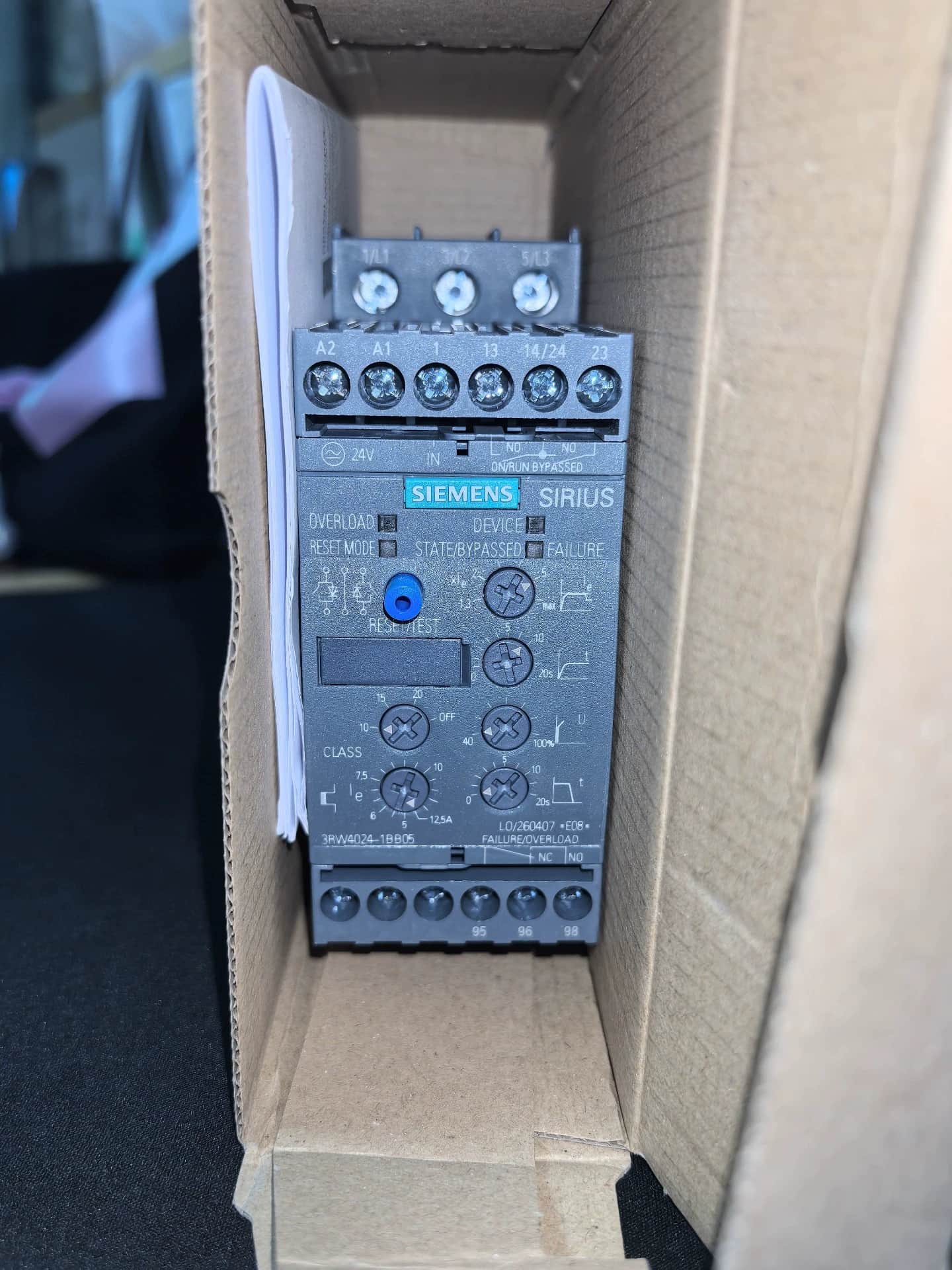 Splinterny, ægte, fabriksrettet Siemens 3RW4024-1BB05 Soft Starter SIRIUS SOFT STARTER