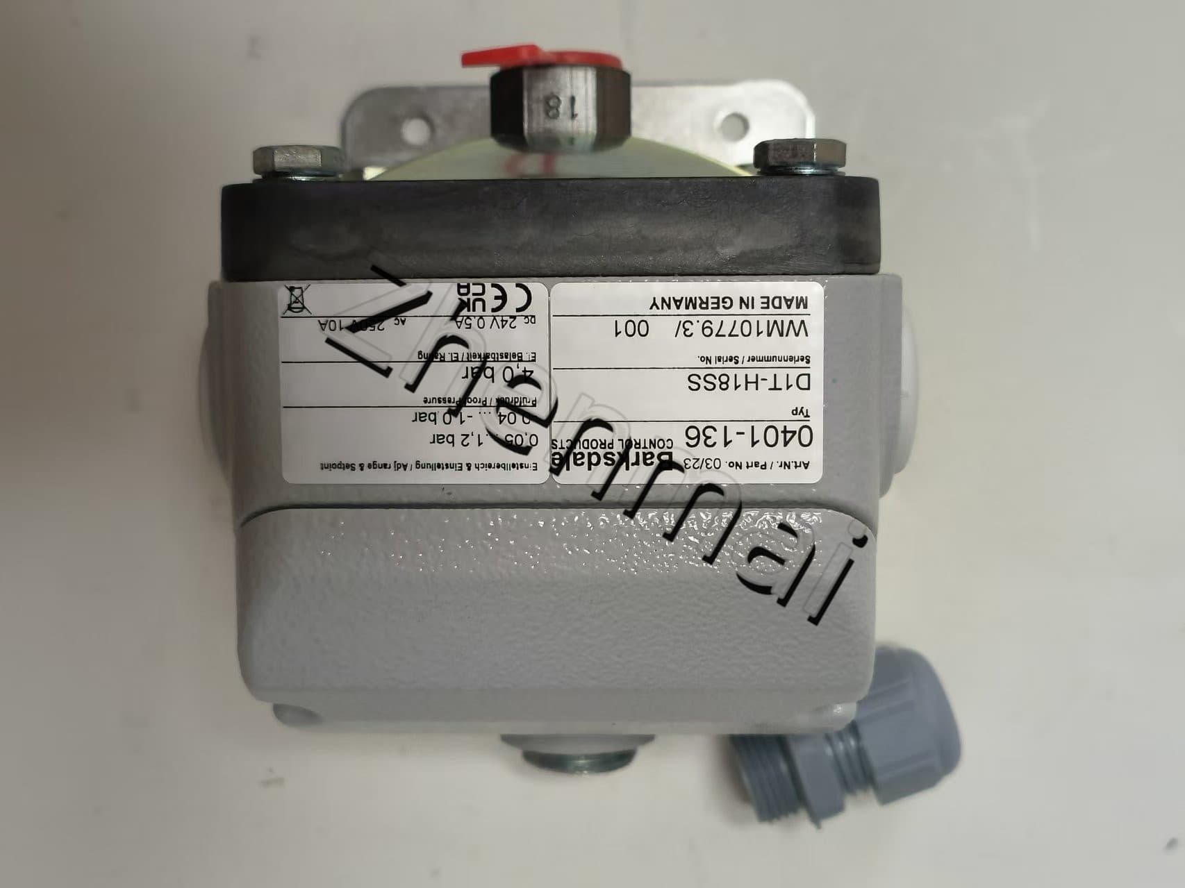 Splinterny original Barksdale 0401-136 D1T-H18SS Tryksensor Niveauafbryder Flowkontakt Trykafbryder Hurtig levering