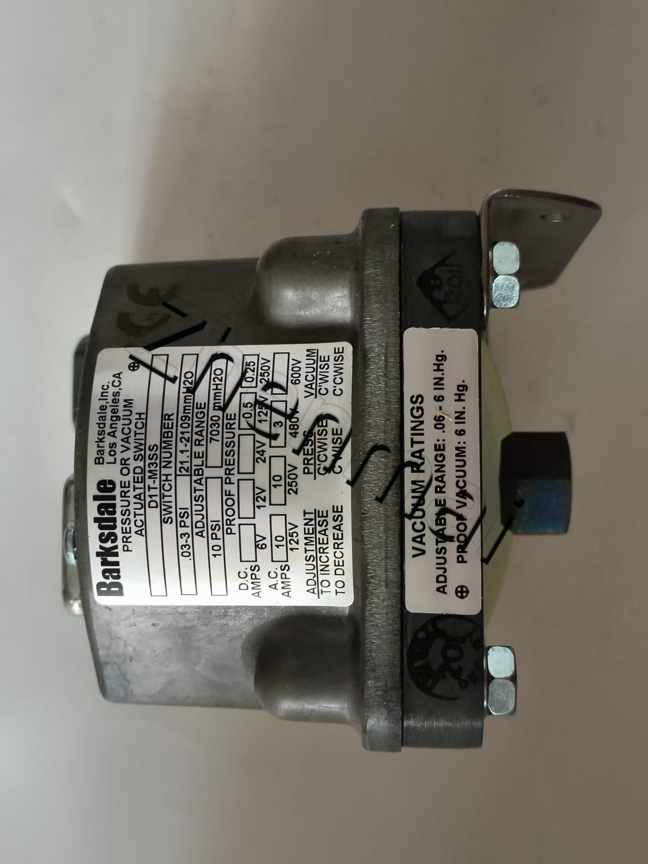 Splinterny original Barksdale D1T-M3SS Tryksensor Niveauafbryder Flowkontakt Trykafbryder Hurtig levering