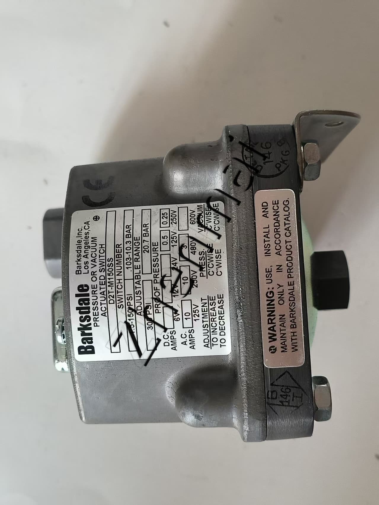 Splinterny original Barksdale D2T-M150SS Tryksensor Niveauafbryder Flowkontakt Trykafbryder Hurtig levering