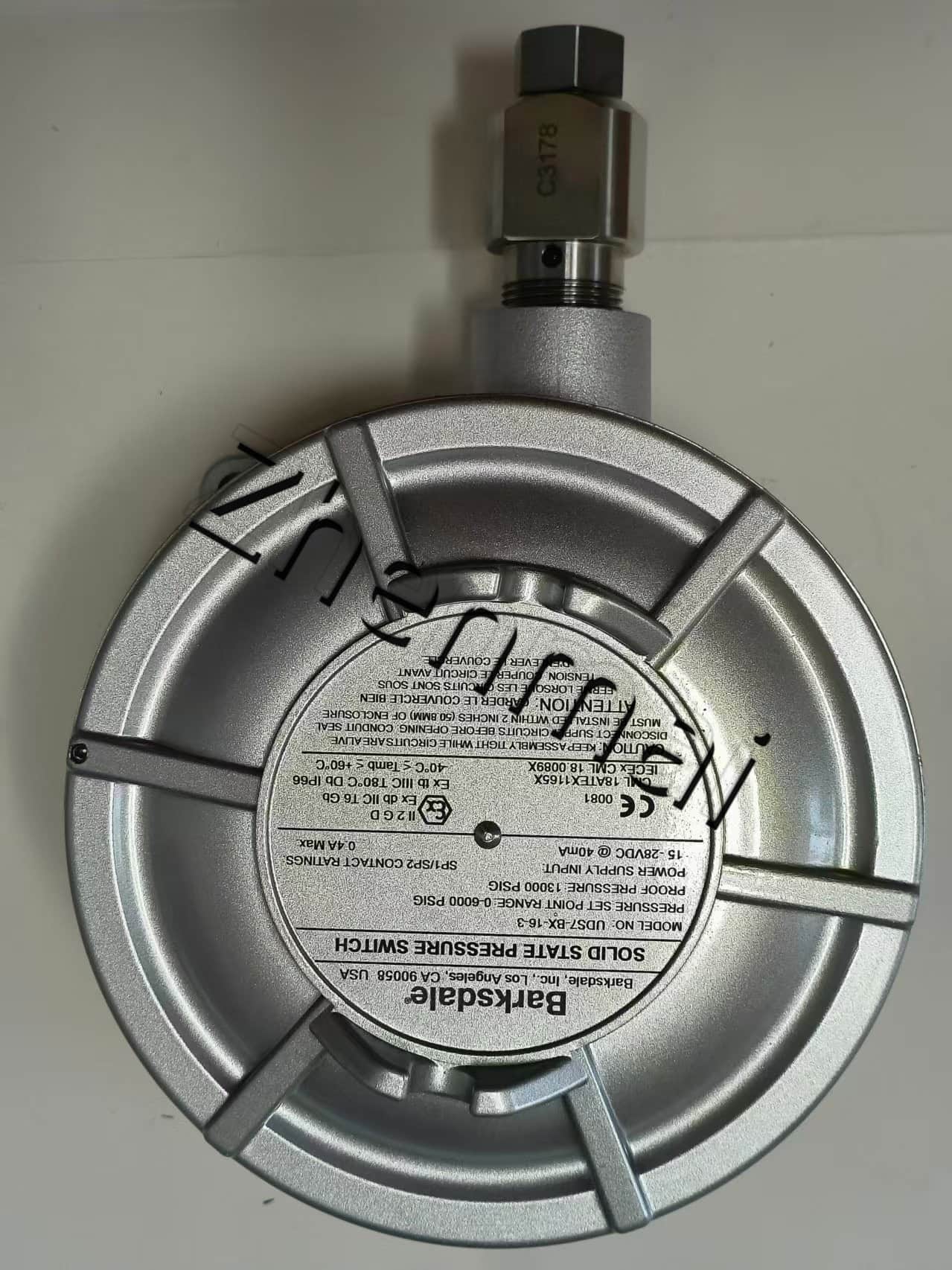 Splinterny original Barksdale UDS7-BX-16-3 0427U002 Tryksensor Niveauafbryder Flowkontakt Trykafbryder Hurtig levering