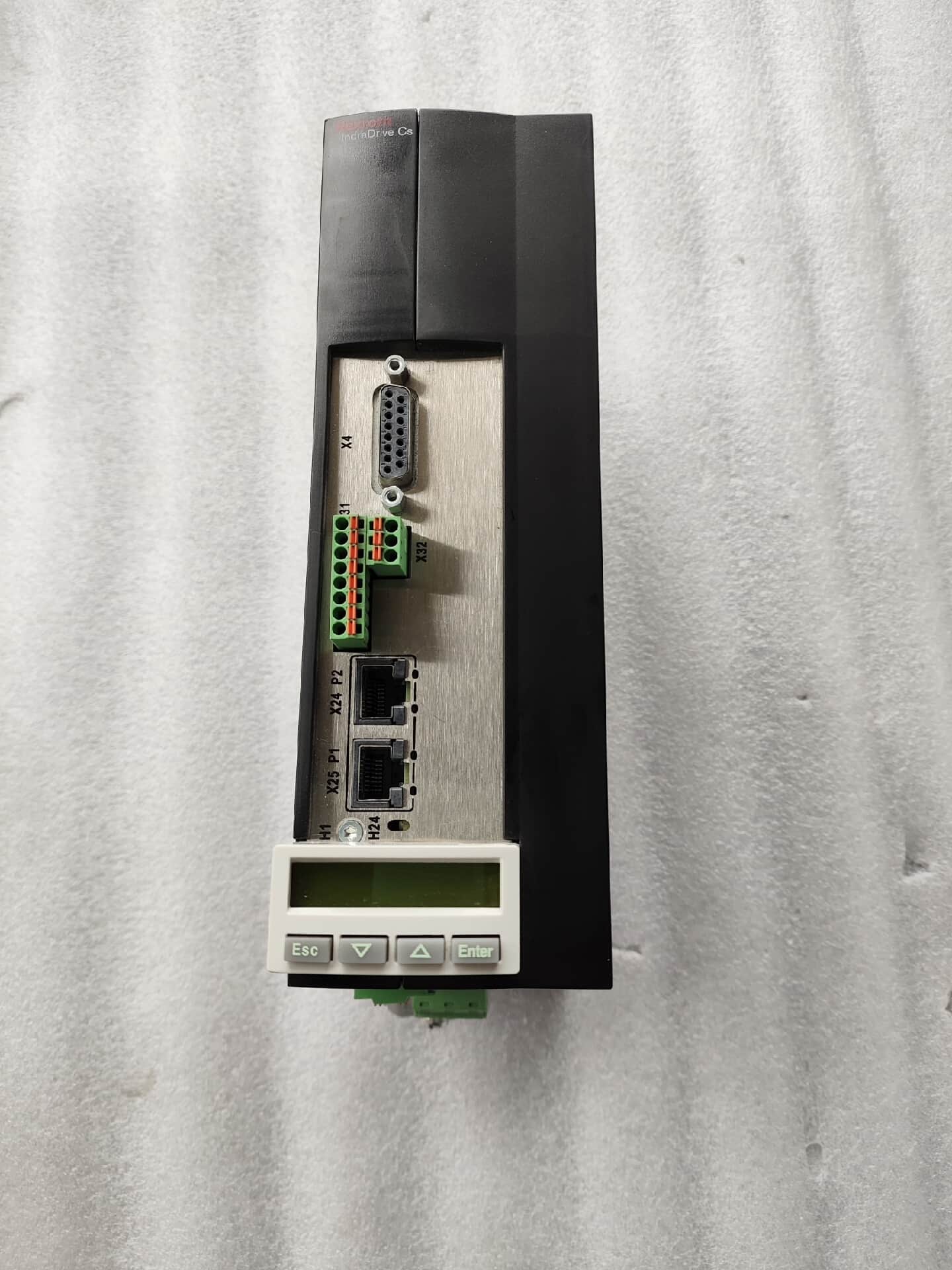 Splinterny original Bosch Rexroth servomotor ACS01.1E-W0036-A-03-B-ET-EC-NN-NN-NW servomotor Hurtig levering