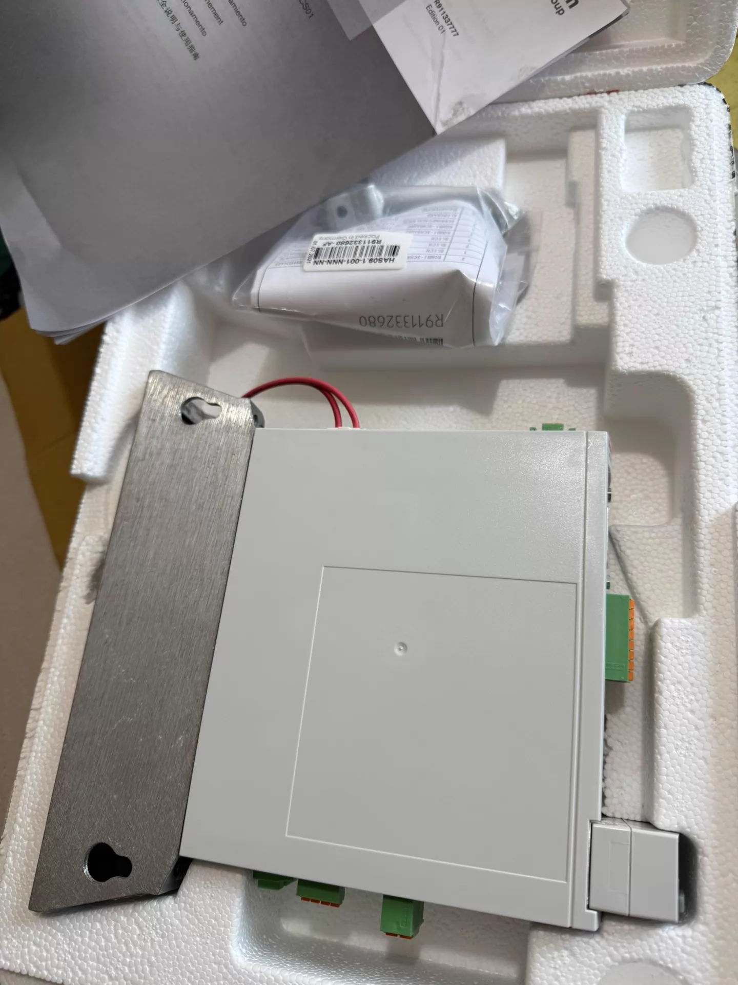 Splinterny original Bosch Rexroth servomotor HCS01.1E-W0009-A-02-B-ET-EC-PB-NN-NN-FW servomotor Hurtig levering