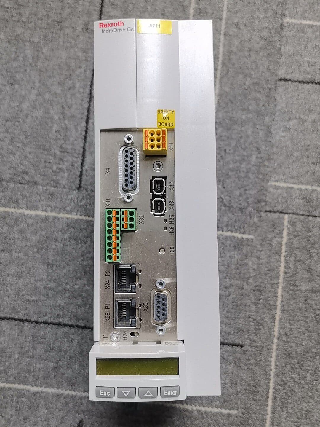 Splinterny original Bosch Rexroth servomotor HCS01.1E-W0018-A-03-B-ET-EC-EP-S4-NN-FW servomotor Hurtig levering