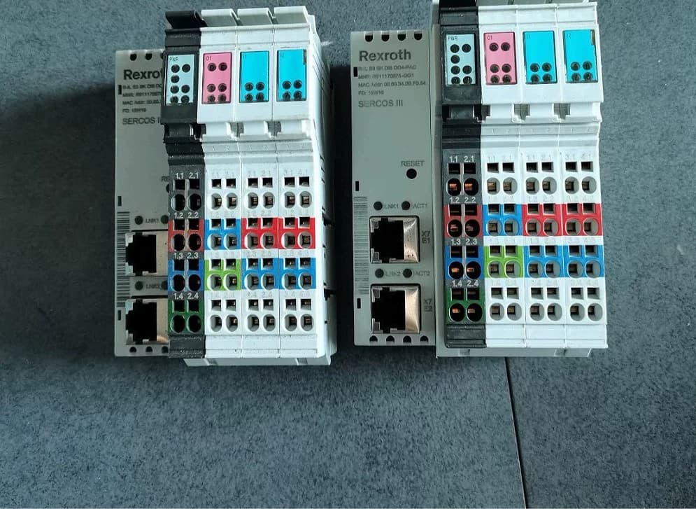Splinterny original Bosch Rexroth servodrev PLC Mobule PLC controller R911170875 R-IL S3 BK DI8 DO4-PAC Servomotor Hurtig levering