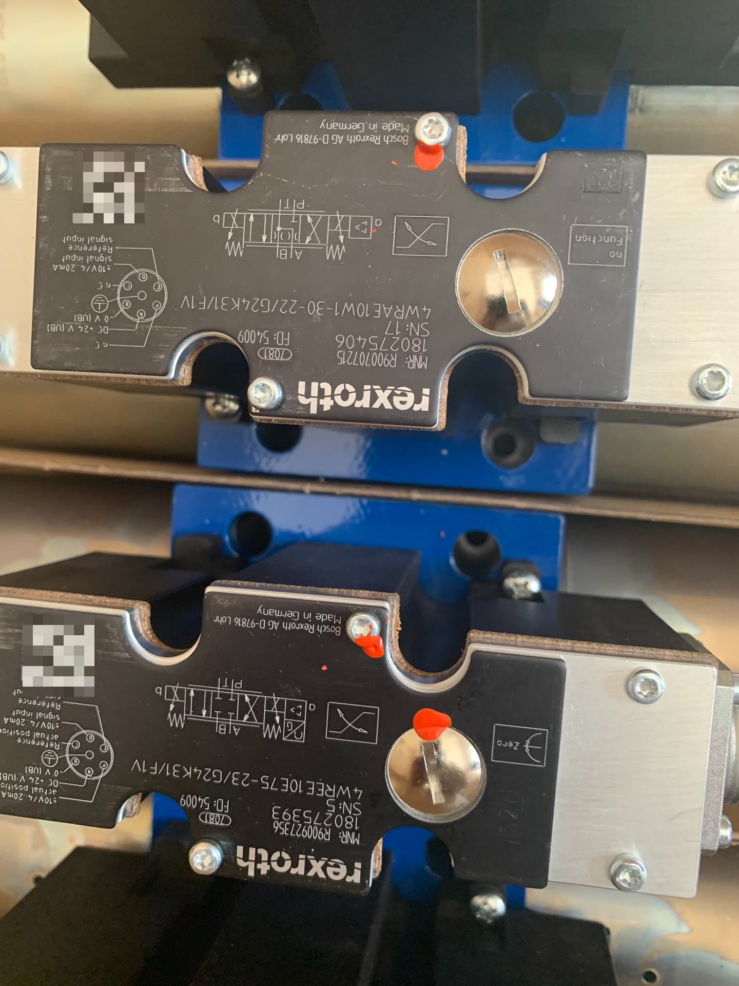 Splinterny original Bosch Rexroth servomotor Trykreduktionsventil 4WRAE6W1-15-2X/G24K31/F1V servomotor Hurtig levering