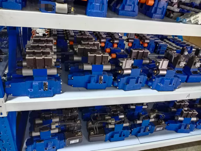 Splinterny original Bosch Rexroth servodrev Proportionalventil DBEME10-7X/200YG24K31A1M servomotor Hurtig levering