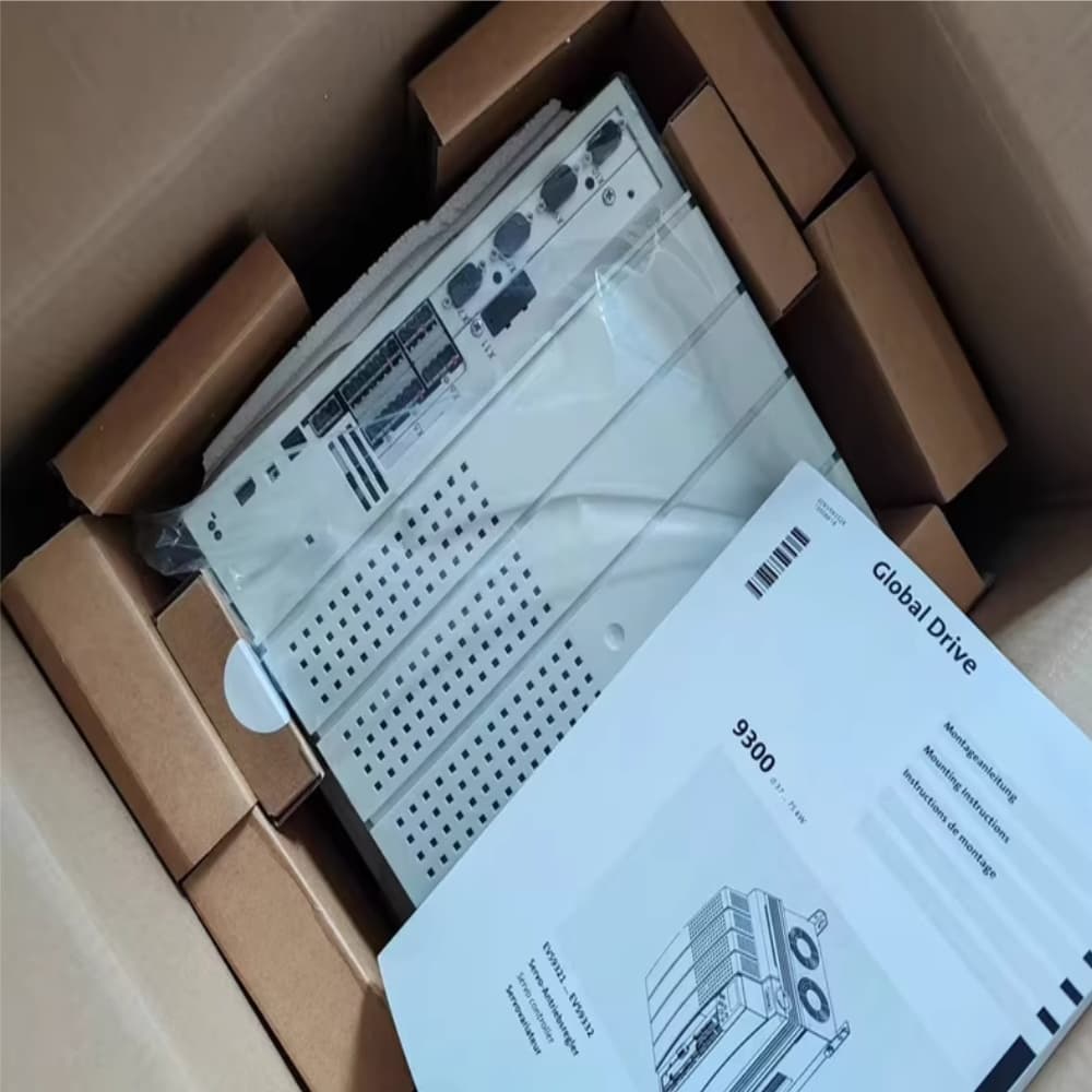 Ægte ny Lenze E82EV113-4C Industriel I/O-modul FedEx DHL Hurtig forsendelse