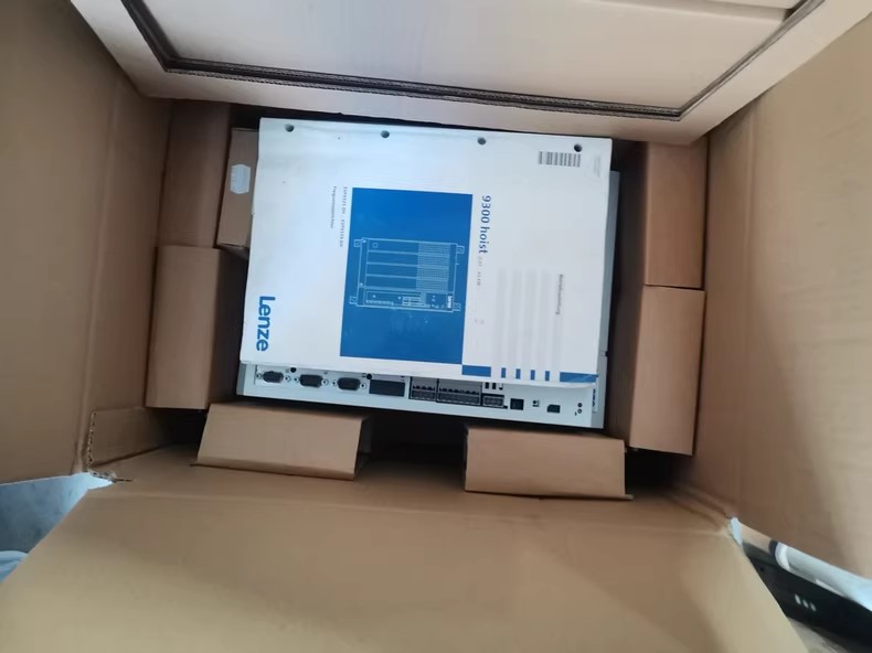 Ægte ny Lenze E94AMSE0074 Industriel I/O-modul FedEx DHL Hurtig forsendelse