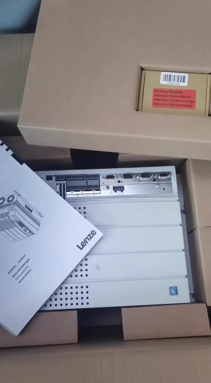 Ægte ny Lenze E94ASSE4604 Industriel I/O-modul FedEx DHL Hurtig forsendelse