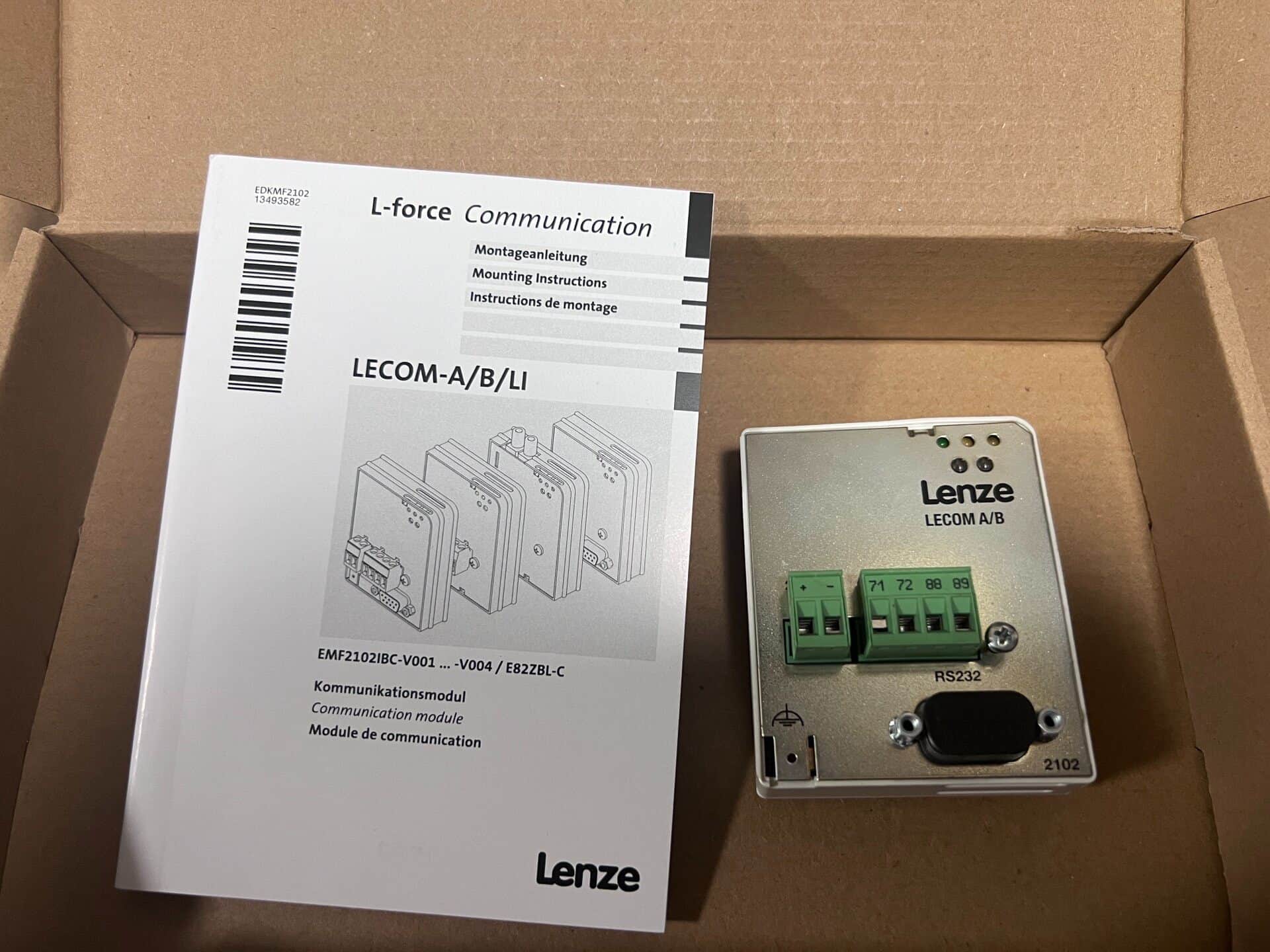 Ægte ny Lenze EMF2102IBCV001 Industriel I/O-modul FedEx DHL Hurtig forsendelse
